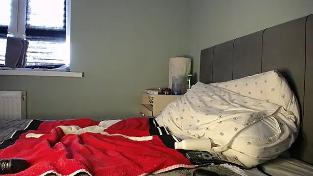 EarlGliter online show from 02-21-26, 05:53