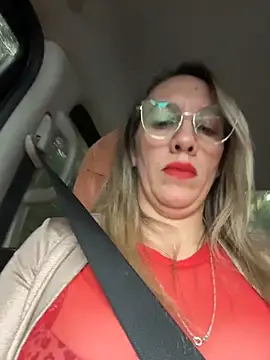 Gatitacarlita online show from 05-31-26, 06:09