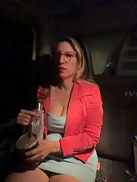 Snapshot of Gatitacarlita chatting on 11-25-25, 07:52 Gatitacarlita online show from 11-25-25, 07:52