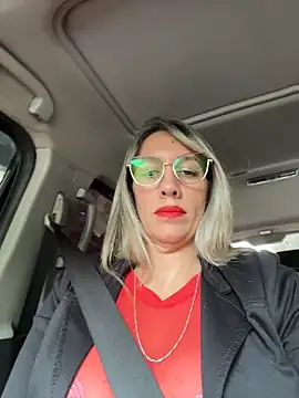 Gatitacarlita online show from 04-11-26, 06:11