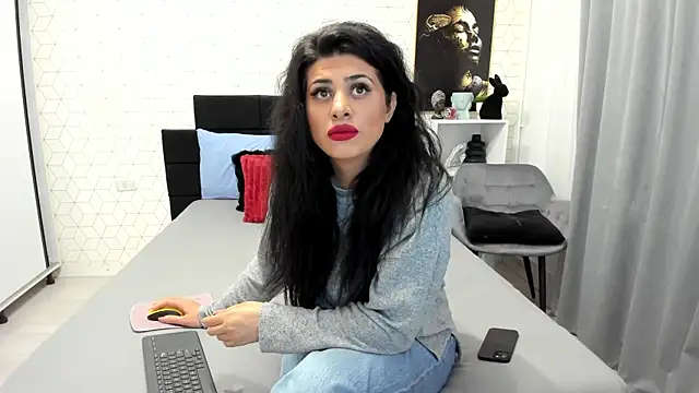 Heidix online show from 04-14-26, 04:39