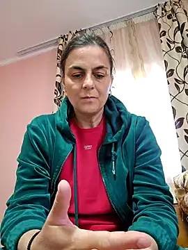 IsabelleCraft online show from 03-21-25, 03:02