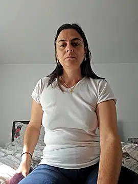 IsabelleCraft online show from 10-30-25, 10:24