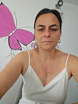 IsabelleCraft online show from 11-17-25, 08:51