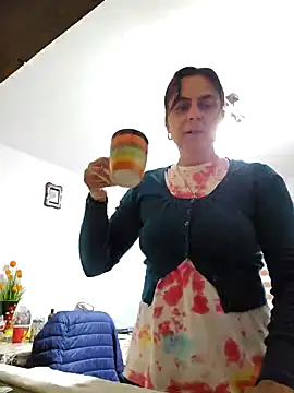 IsabelleCraft online show from 10-08-25, 10:06