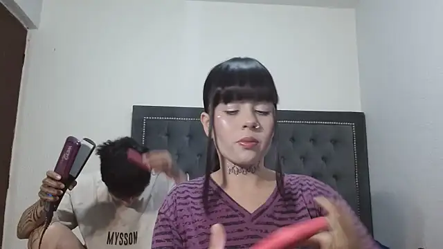 dulce maria x online show from 03-06-26, 08:42