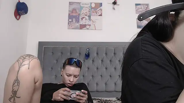 dulce maria x online show from 03-22-25, 08:26