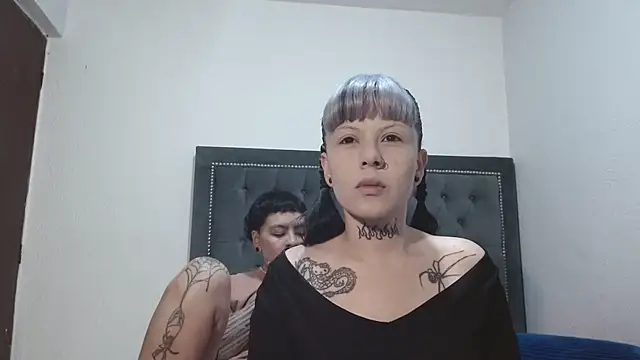 dulce maria x online show from 03-29-26, 09:11