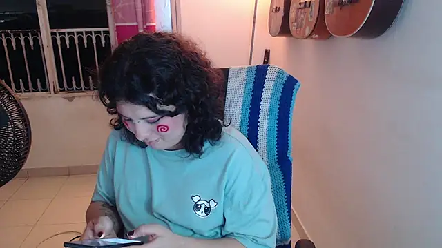 Smoke trip Alicia online show from 10-11-25, 04:13