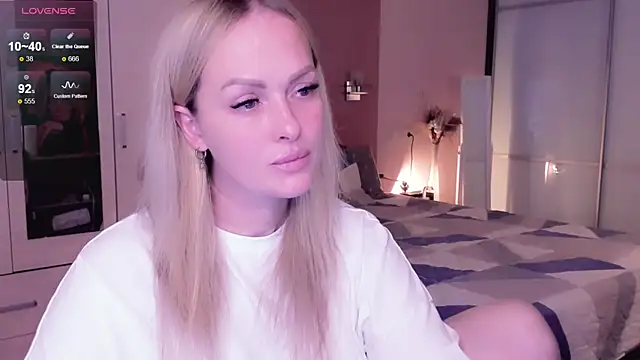 Libby Nora online show from 10-14-25, 11:00