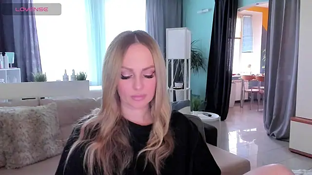 Libby Nora online show from 03-12-25, 09:02