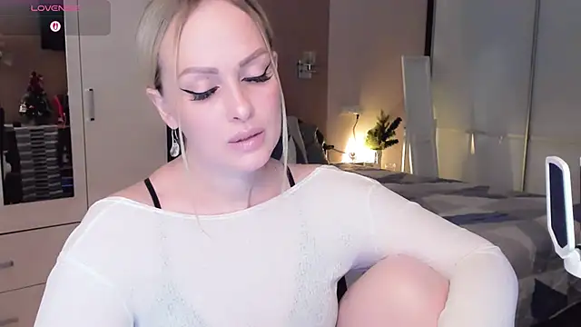 Libby Nora online show from 12-22-25, 11:54