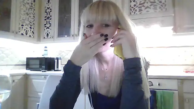 Snapshot of BarbaraKim chatting on 09-27-25, 03:07 BarbaraKim online show from 09-27-25, 03:07