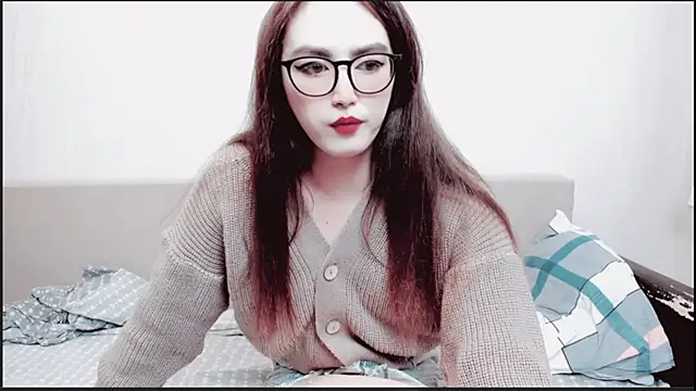 Snapshot of MinniMaksy chatting on 02-23-25, 02:25 MinniMaksy online show from 02-23-25, 02:25