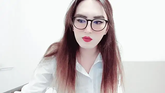 Snapshot of MinniMaksy chatting on 12-07-24, 09:00 MinniMaksy online show from 12-07-24, 09:00