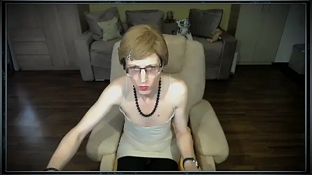 clementine online show from 03-05-26, 08:44