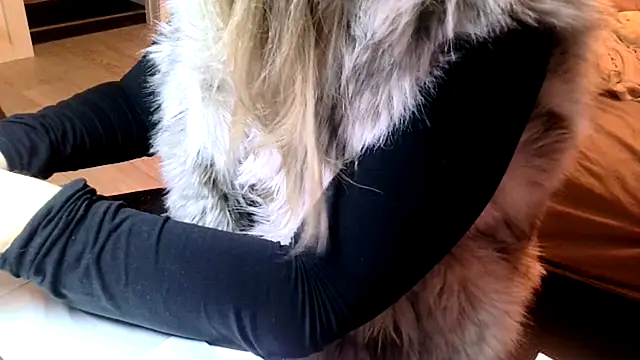 Snapshot of leadileo chatting on 02-19-26, 12:02 leadileo online show from 02-19-26, 12:02