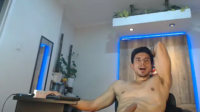 Snapshot of Andrew_4_ chatting on 02-15-26, 07:51 Andrew 4 online show from 02-15-26, 07:51