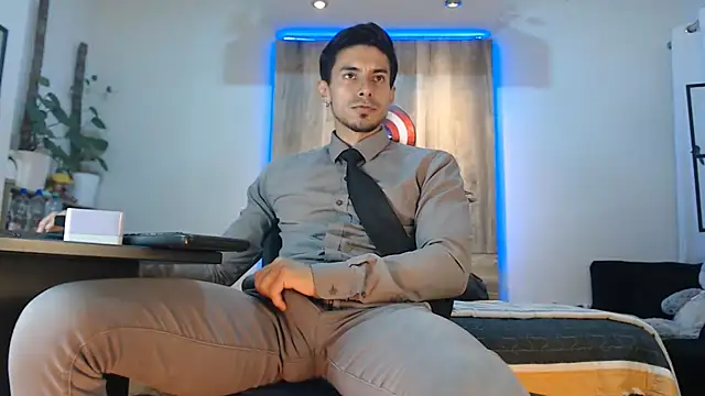 Snapshot of Andrew_4_ chatting on 02-21-26, 02:35 Andrew 4 online show from 02-21-26, 02:35