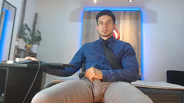 Snapshot of Andrew_4_ chatting on 02-05-26, 01:56 Andrew 4 online show from 02-05-26, 01:56