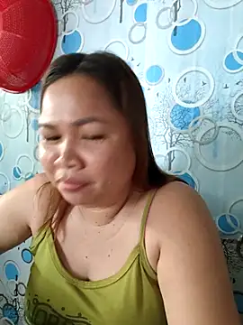 XXLorie 02 online show from 06-19-26, 11:53
