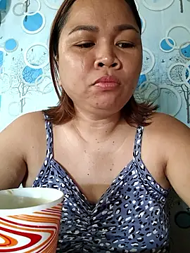 XXLorie 02 online show from 01-06-26, 11:53