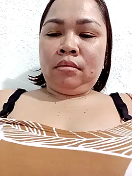 XXLorie 02 online show from 11-05-25, 01:31