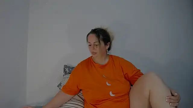 erikaerika online show from 09-11-25, 06:24