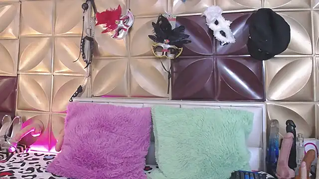 VIKY HOTT online show from 02-08-25, 11:24