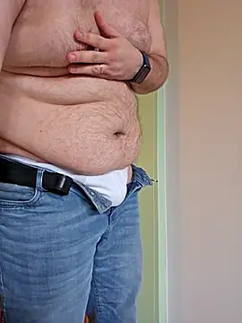 Snapshot of Andrew1900529 chatting on 02-25-25, 08:58 Andrew1900529 online show from 02-25-25, 08:58