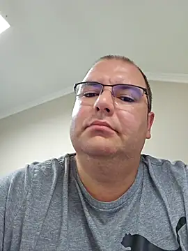 Snapshot of Andrew1900529 chatting on 09-18-25, 10:29 Andrew1900529 online show from 09-18-25, 10:29