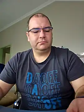 Snapshot of Andrew1900529 chatting on 12-10-24, 07:47 Andrew1900529 online show from 12-10-24, 07:47