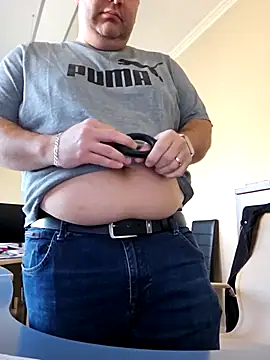 Snapshot of Andrew1900529 chatting on 11-05-25, 07:22 Andrew1900529 online show from 11-05-25, 07:22