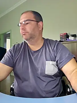 Snapshot of Andrew1900529 chatting on 09-17-25, 07:54 Andrew1900529 online show from 09-17-25, 07:54