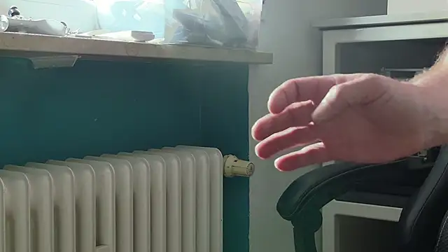 NylonHype online show from 04-10-26, 01:40