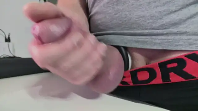 NylonHype online show from 11-09-25, 10:14