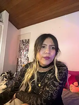 Snapshot of BA_BYY chatting on 02-21-25, 01:22 BA BYY online show from 02-21-25, 01:22