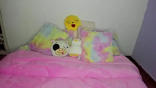 Snapshot of BA_BYY chatting on 10-22-25, 11:14 BA BYY online show from 10-22-25, 11:14