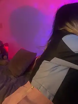 Snapshot of BA_BYY chatting on 03-20-25, 05:13 BA BYY online show from 03-20-25, 05:13