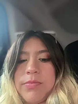 Snapshot of BA_BYY chatting on 03-04-25, 03:26 BA BYY online show from 03-04-25, 03:26