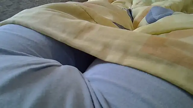 Snapshot of perescam chatting on 03-22-25, 03:42 perescam online show from 03-22-25, 03:42