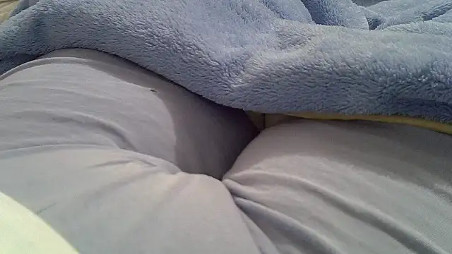 Snapshot of perescam chatting on 09-23-25, 01:45 perescam online show from 09-23-25, 01:45