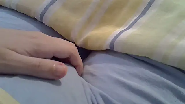 Snapshot of perescam chatting on 10-07-25, 03:57 perescam online show from 10-07-25, 03:57