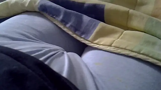 Snapshot of perescam chatting on 04-21-26, 02:12 perescam online show from 04-21-26, 02:12