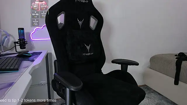 SkyqueenI online show from 11-28-25, 09:42