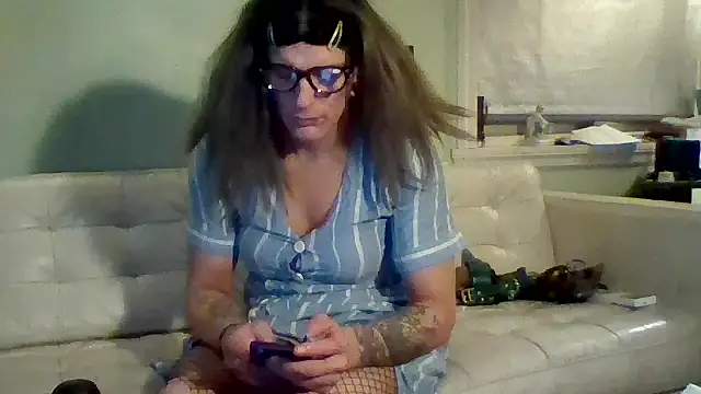 SassyAmanda87 online show from 01-10-26, 08:15