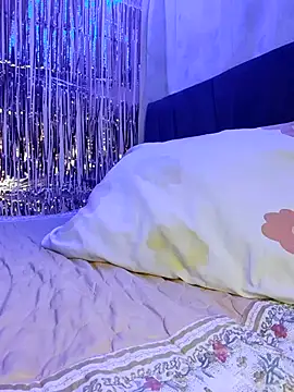 LUNAdeMARTE online show from 12-16-25, 01:43