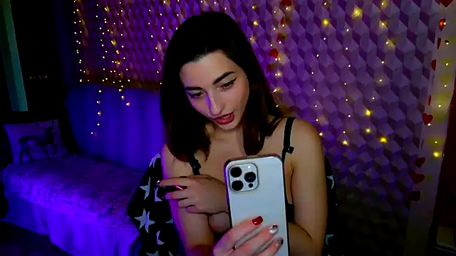 GoldieHoshie online show from 03-19-25, 09:28