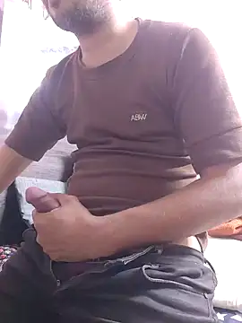 HotBoyOm online show from 02-08-25, 05:29