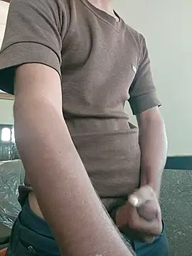 HotBoyOm online show from 12-14-25, 08:42